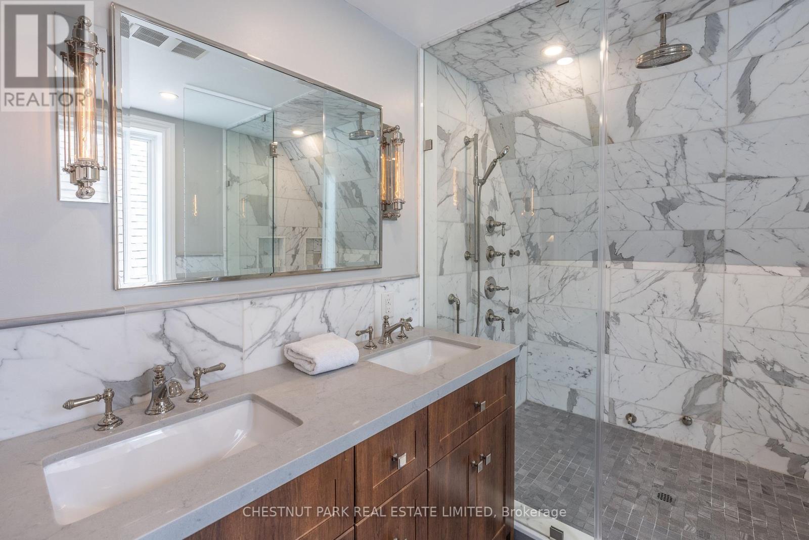 41 Chicora Avenue, Toronto, Ontario  M5R 1T7 - Photo 27 - C13148862