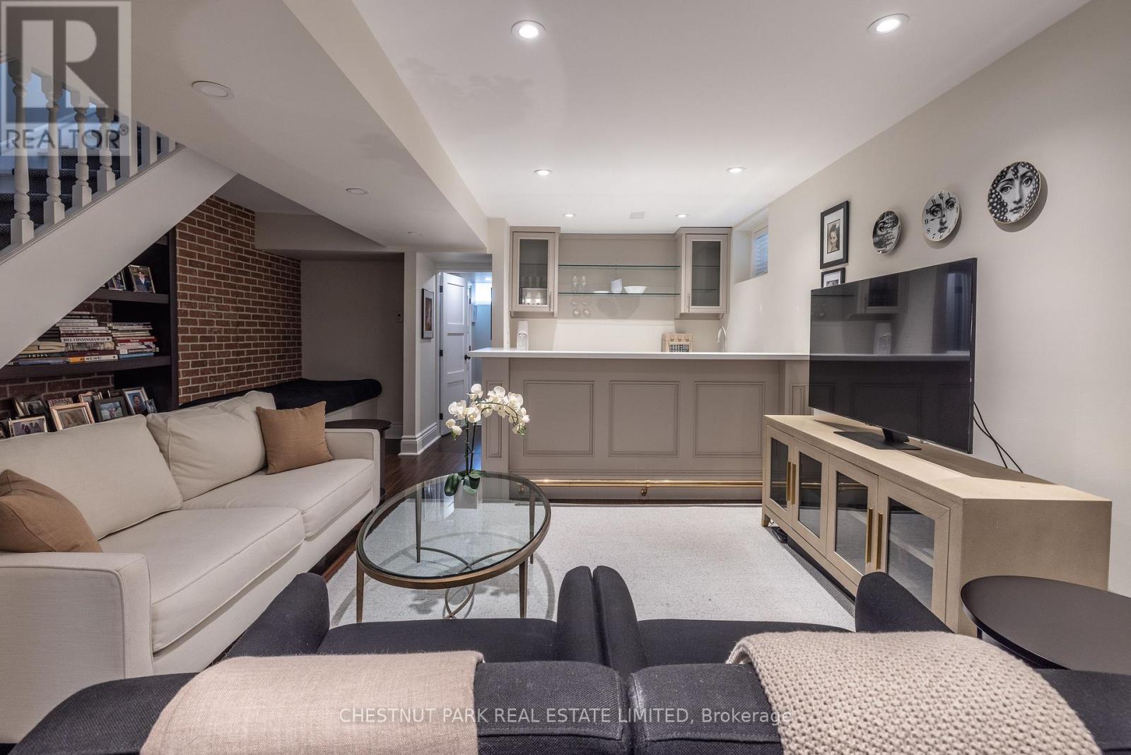 41 Chicora Avenue, Toronto, Ontario  M5R 1T7 - Photo 30 - C13148862