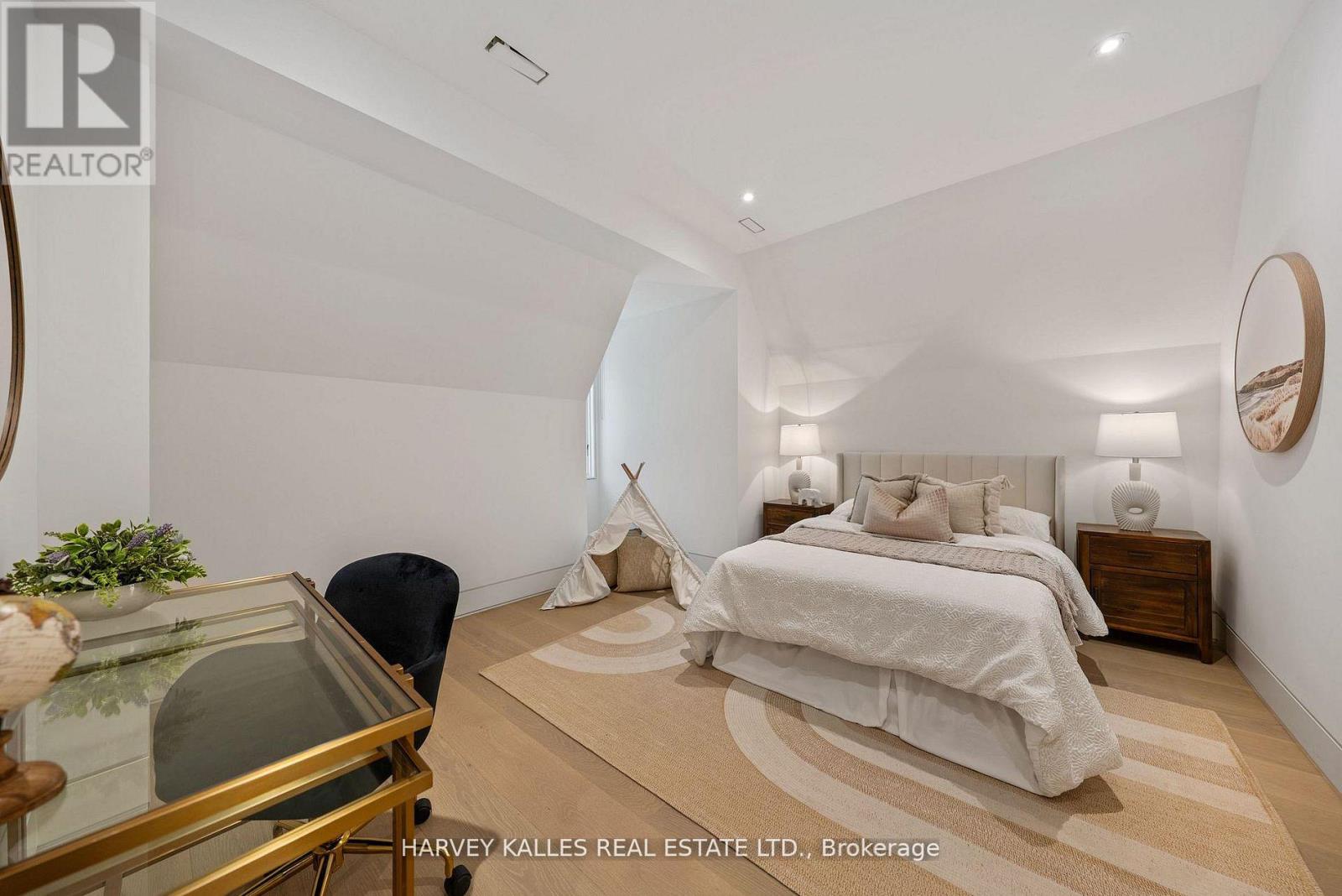 335 Lytton Boulevard, Toronto, Ontario  M5N 1R9 - Photo 28 - C13148896