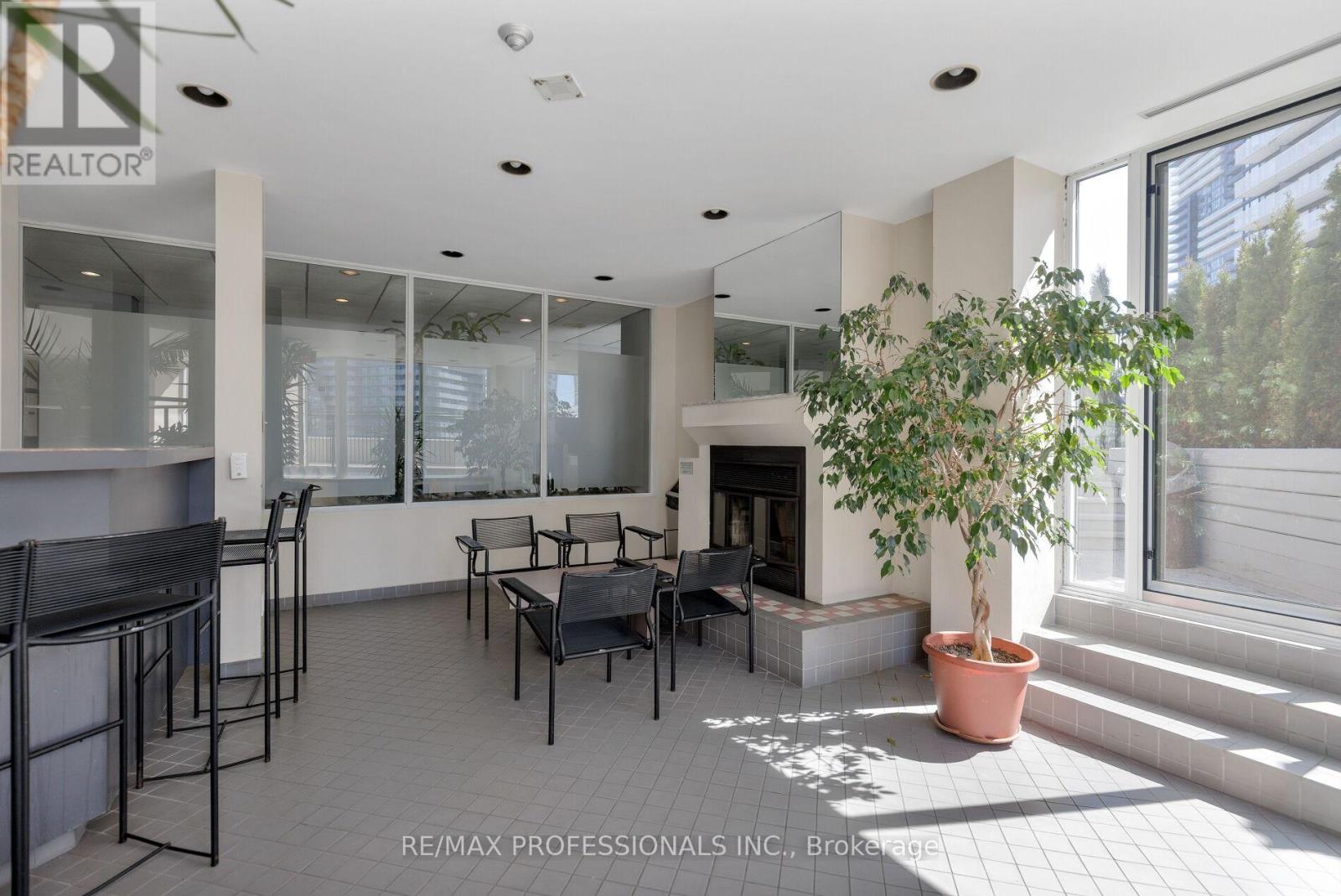 1506 - 25 Maitland Street, Toronto, Ontario  M4Y 2W1 - Photo 34 - C13148910