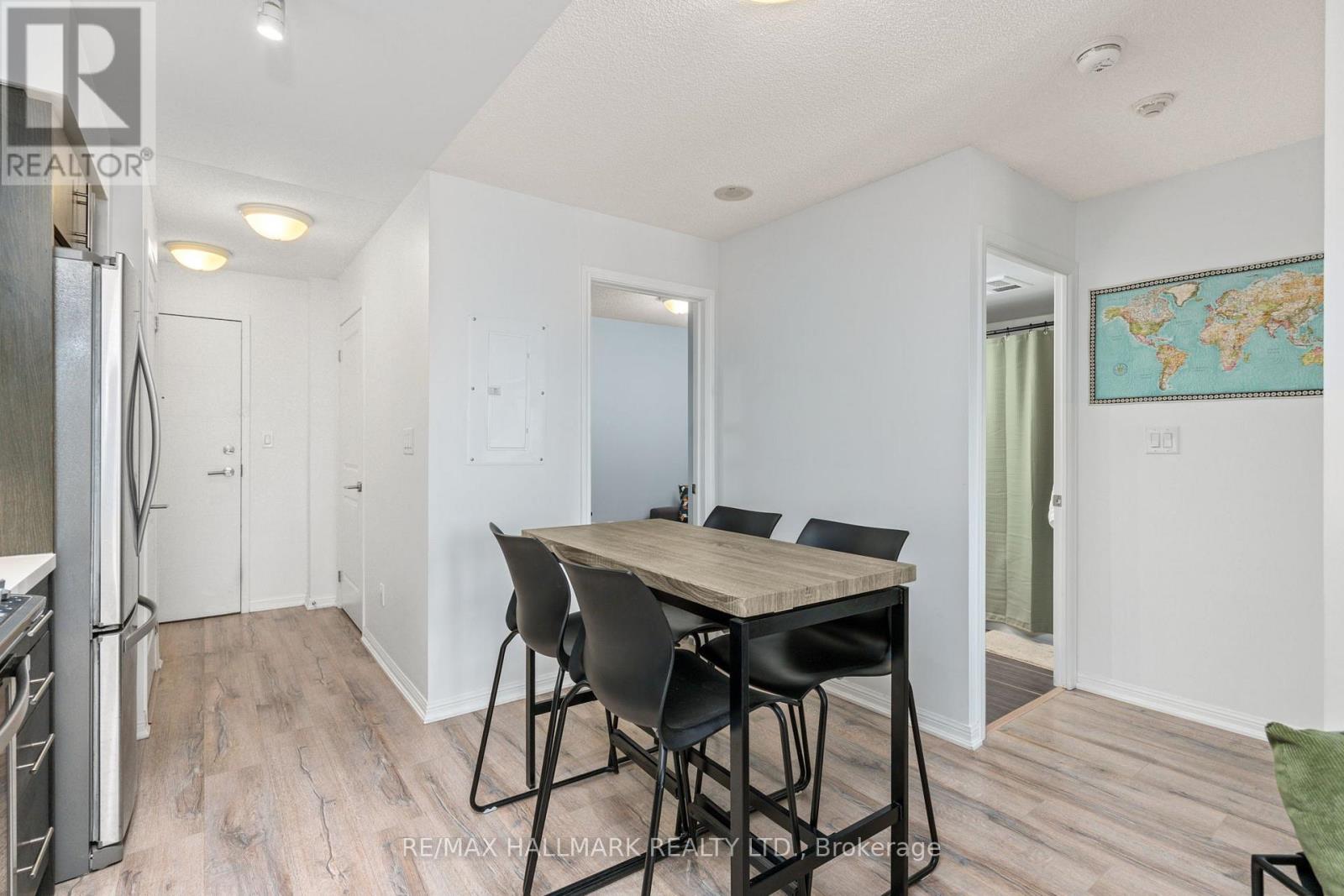 819 - 400 Adelaide Street E, Toronto, Ontario  M5A 4S3 - Photo 10 - C13149078