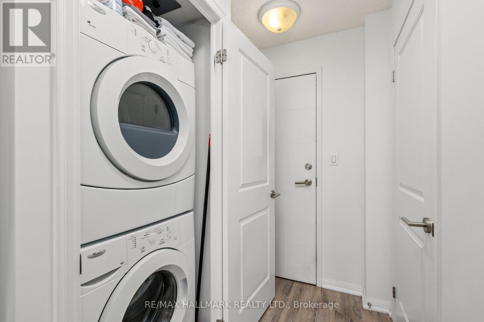819 - 400 Adelaide Street E, Toronto, Ontario  M5A 4S3 - Photo 18 - C13149078