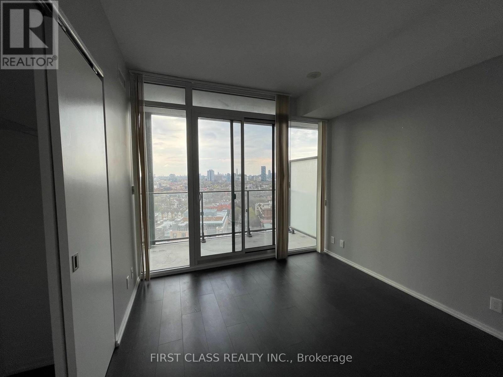 1402 - 125 Peter Street, Toronto, Ontario  M5V 0M2 - Photo 11 - C13149126