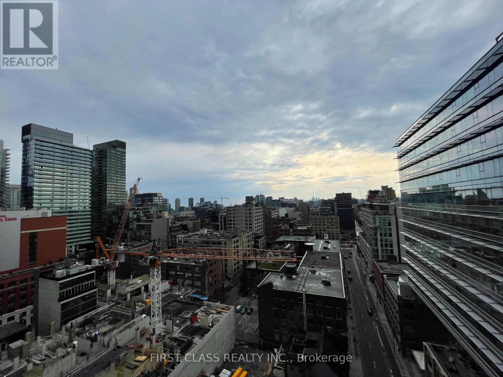 1402 - 125 Peter Street, Toronto, Ontario  M5V 0M2 - Photo 17 - C13149126