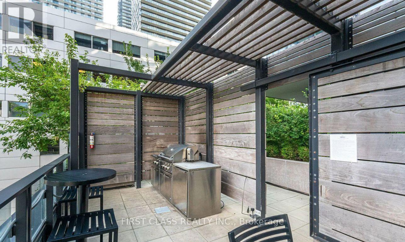 1402 - 125 Peter Street, Toronto, Ontario  M5V 0M2 - Photo 21 - C13149126