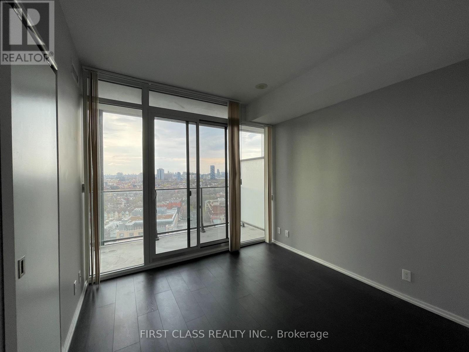 1402 - 125 Peter Street, Toronto, Ontario  M5V 0M2 - Photo 9 - C13149126