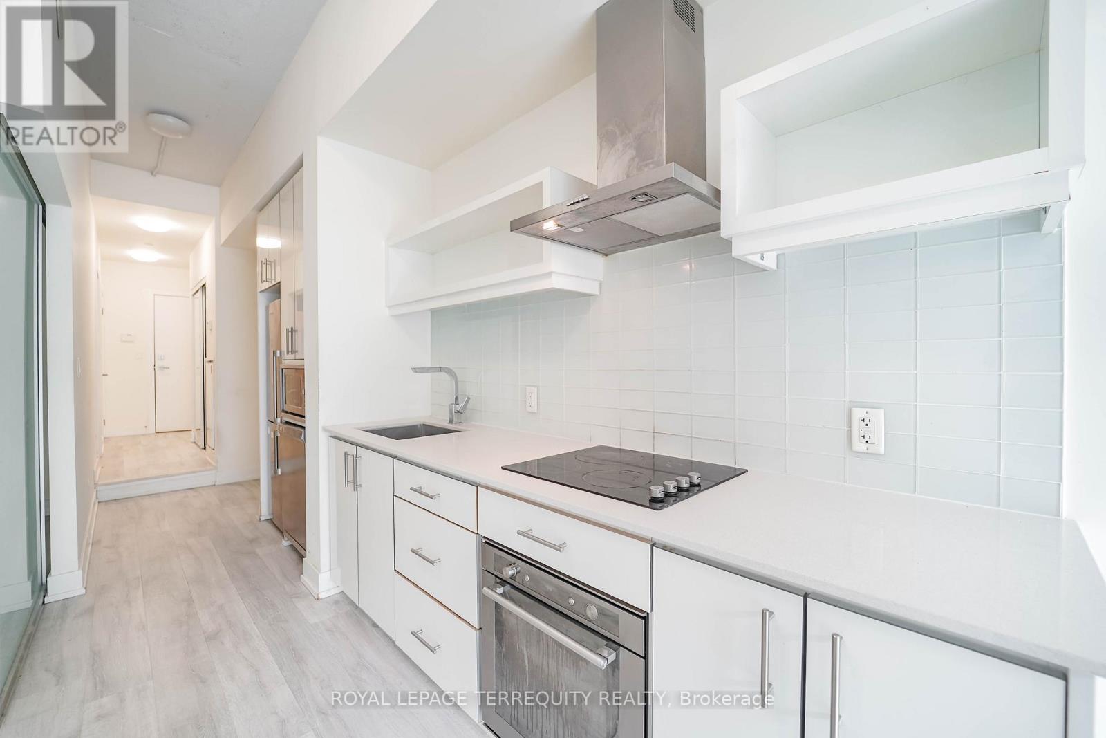 204 - 75 The Donway W, Toronto (Banbury-Don Mills), Ontario  M3C 2E9 - Photo 20 - C13149158