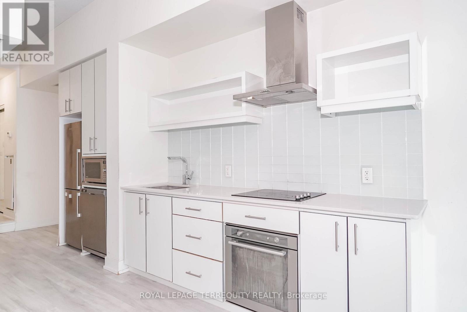 204 - 75 The Donway W, Toronto (Banbury-Don Mills), Ontario  M3C 2E9 - Photo 23 - C13149158