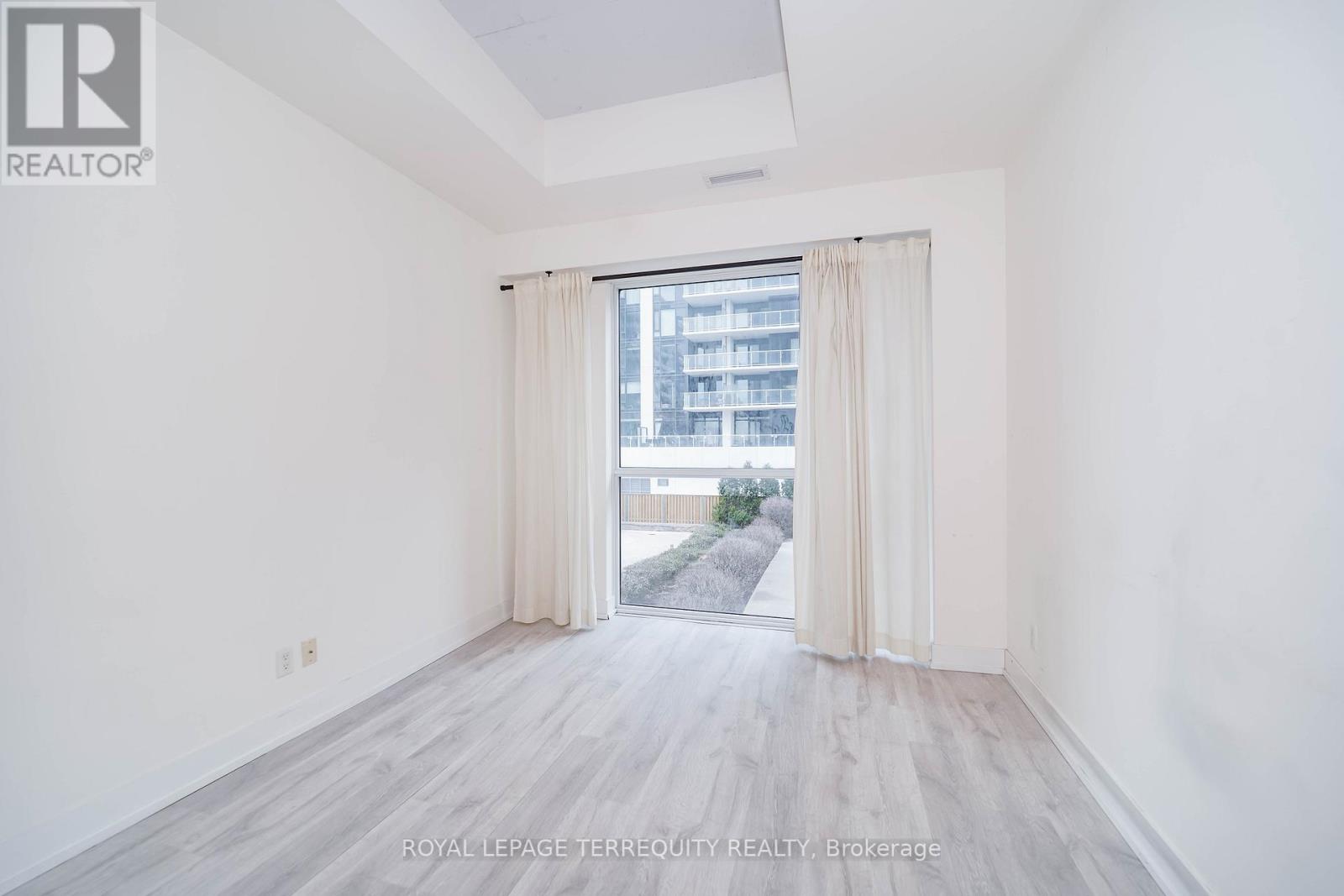 204 - 75 The Donway W, Toronto (Banbury-Don Mills), Ontario  M3C 2E9 - Photo 27 - C13149158