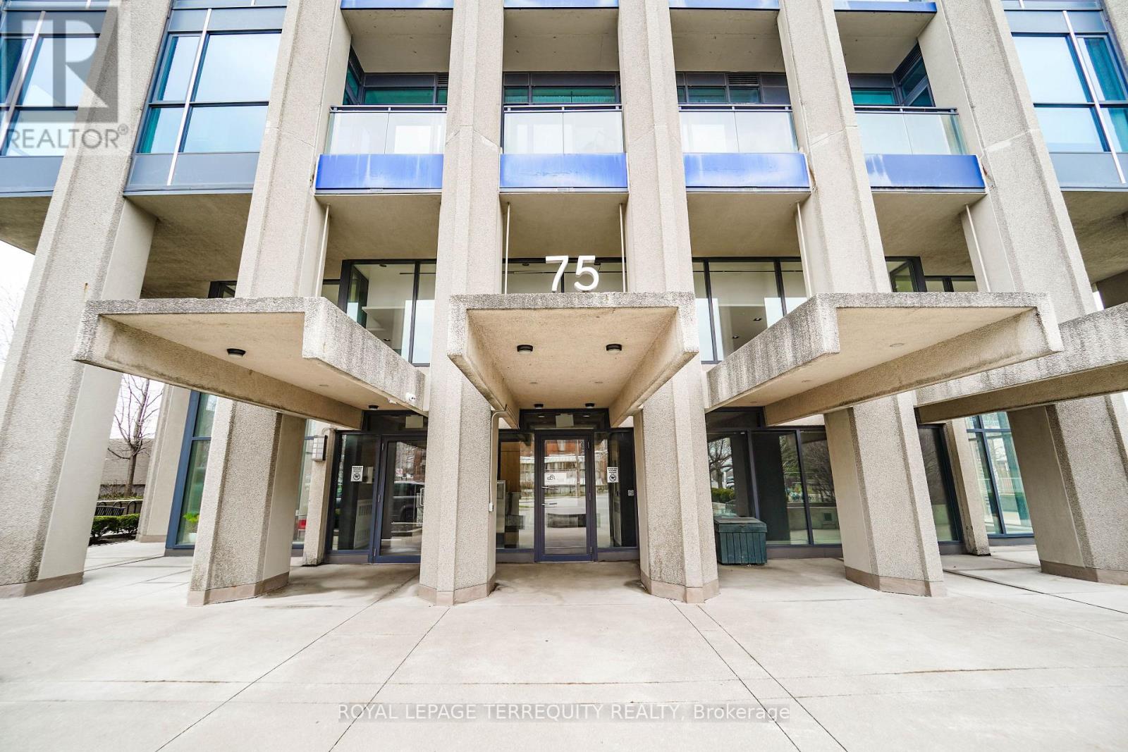 204 - 75 The Donway W, Toronto (Banbury-Don Mills), Ontario  M3C 2E9 - Photo 5 - C13149158
