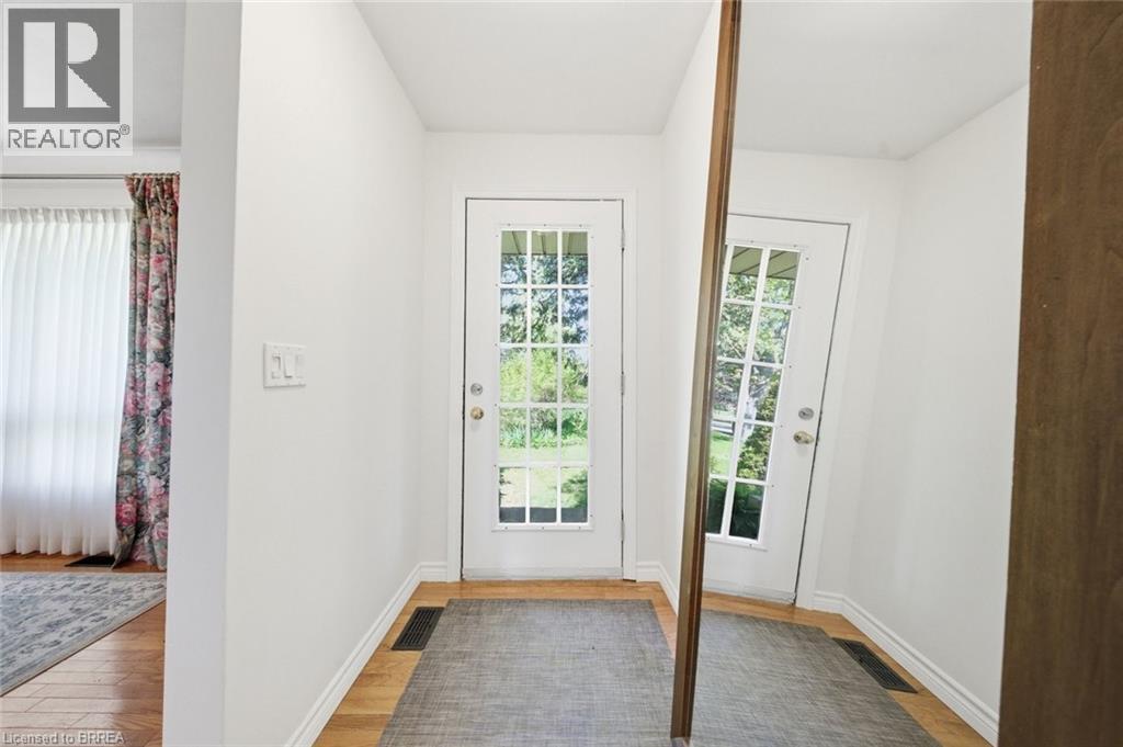 237 Cleaver Road, Brantford, Ontario  N3R 0B8 - Photo 6 - 40831162