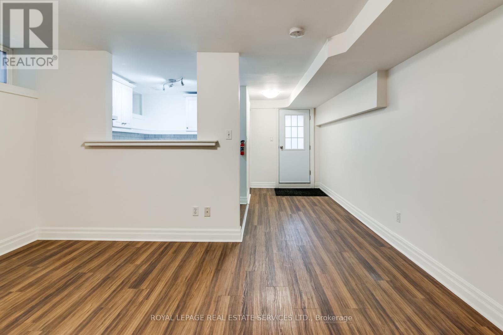 L - 116 Gillard Avenue, Toronto, Ontario  M4J 4N6 - Photo 12 - E13148864
