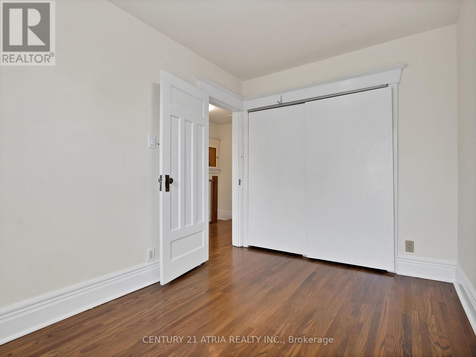 32 Rosevear Avenue, Toronto, Ontario  M4C 1Z3 - Photo 12 - E13148976