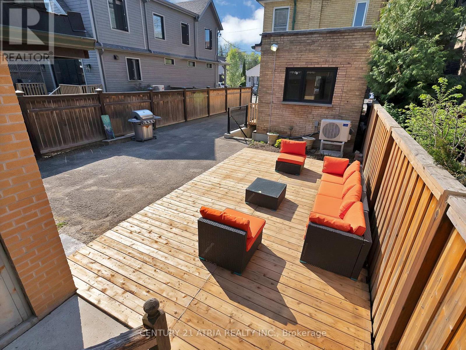 32 Rosevear Avenue, Toronto, Ontario  M4C 1Z3 - Photo 27 - E13148976