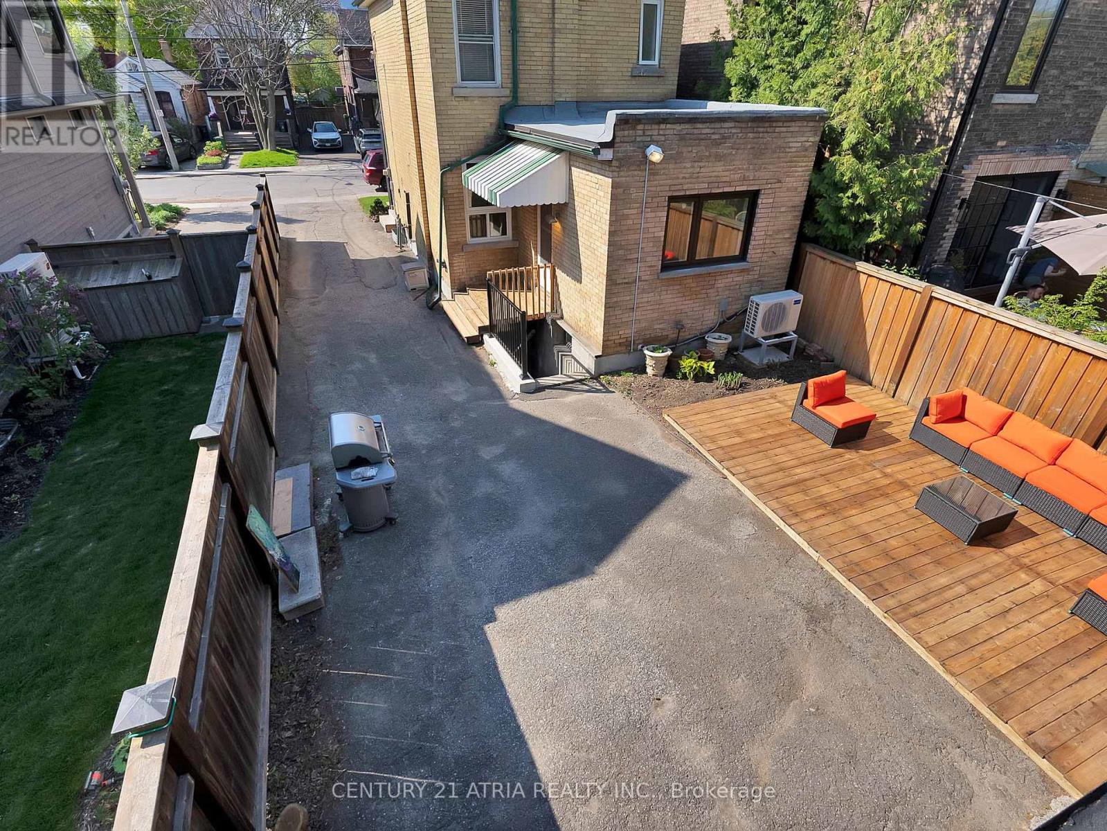 32 Rosevear Avenue, Toronto, Ontario  M4C 1Z3 - Photo 28 - E13148976