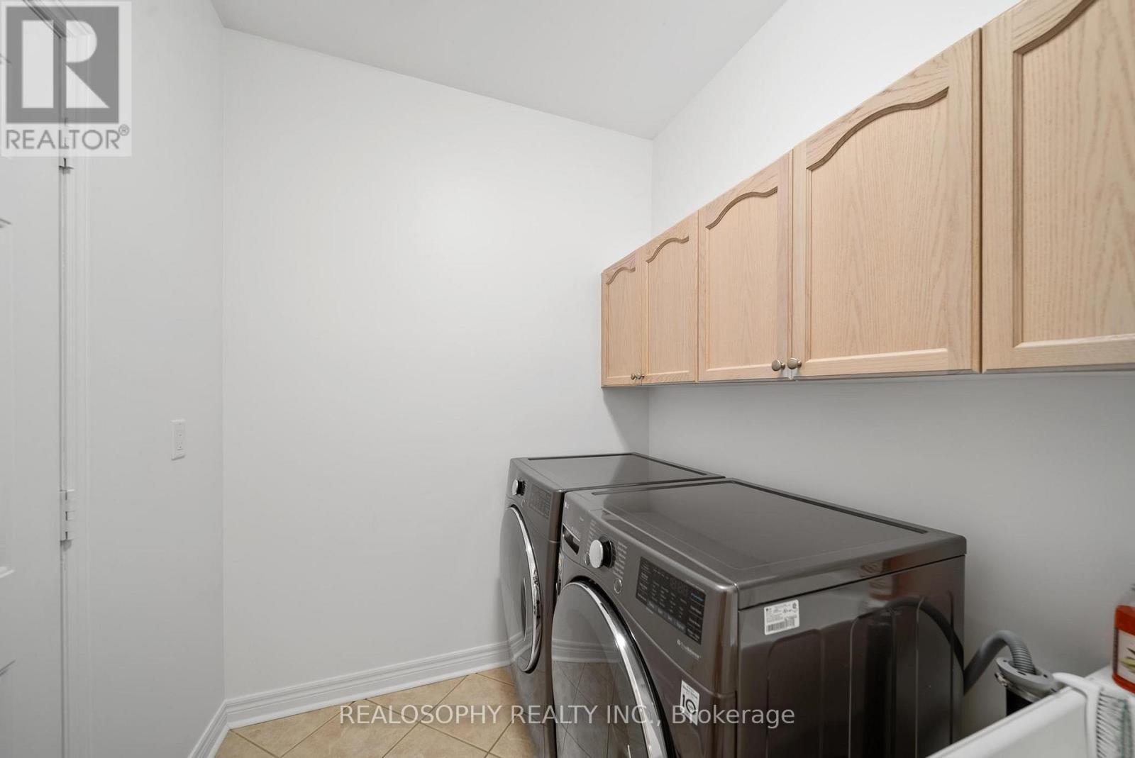 60 Dunwell Crescent, Ajax, Ontario  L1T 0A7 - Photo 10 - E13149204