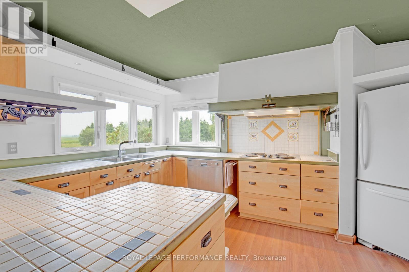 2575 Concession 2 Road, Alfred And Plantagenet, Ontario  K0B 1J0 - Photo 12 - X13146808