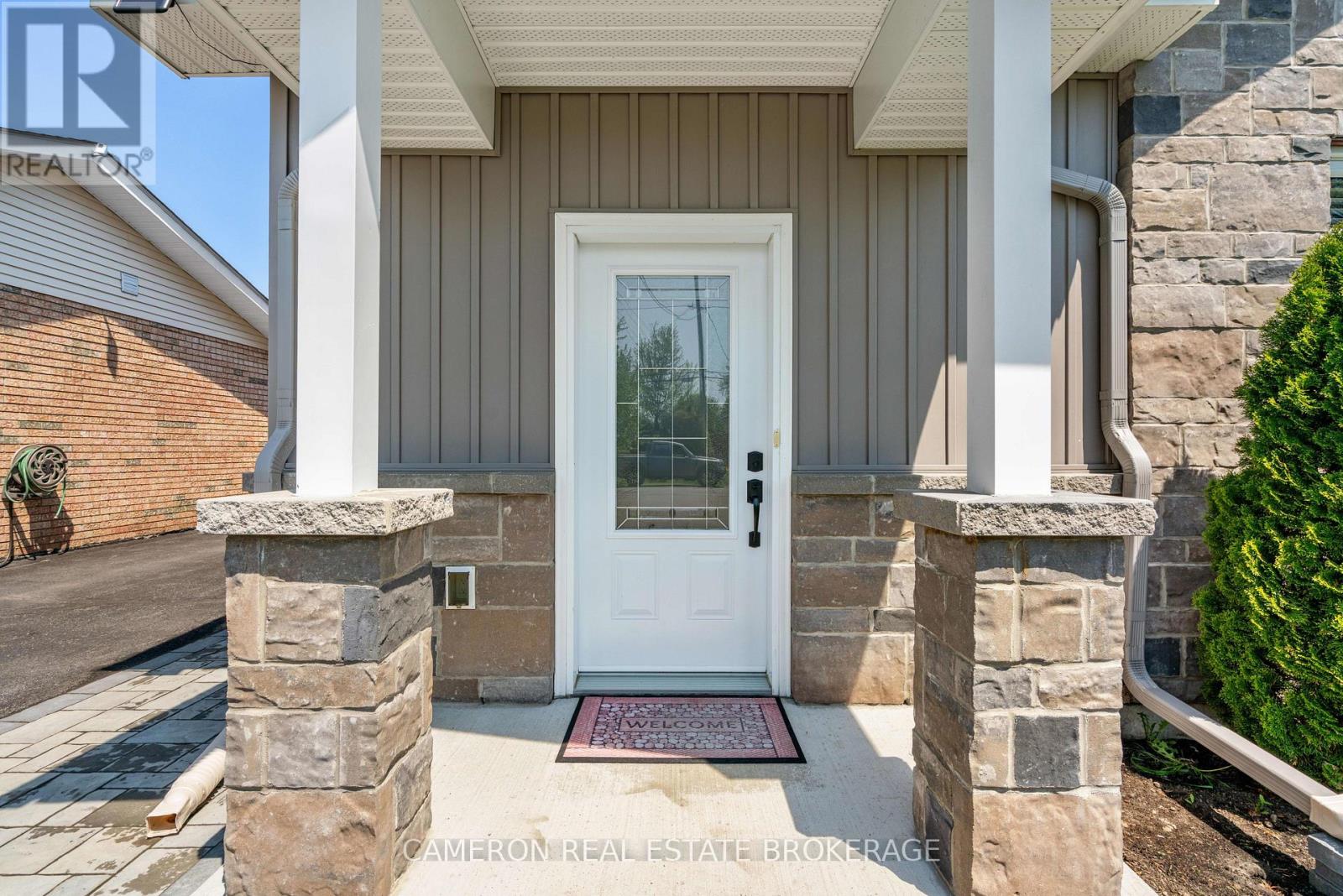 5401a Woodlands Road, South Stormont, Ontario  K0C 1M0 - Photo 2 - X13146830