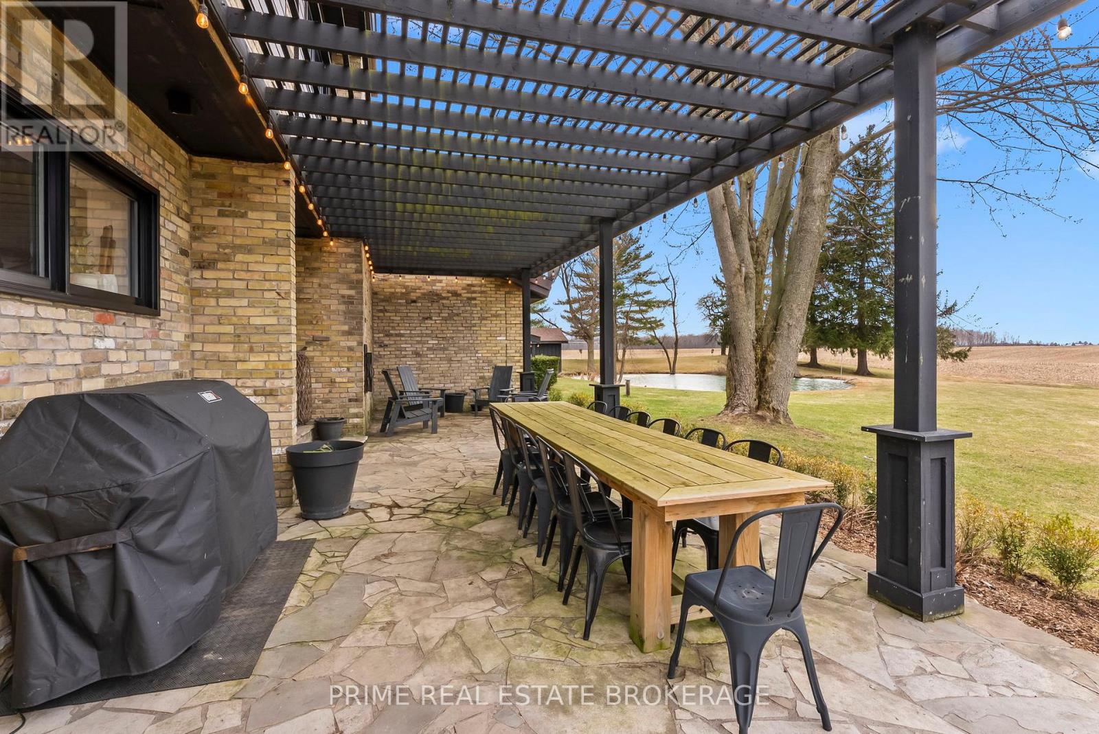 10096 Charlton Drive, Middlesex Centre, Ontario  N0M 1P0 - Photo 46 - X12967498