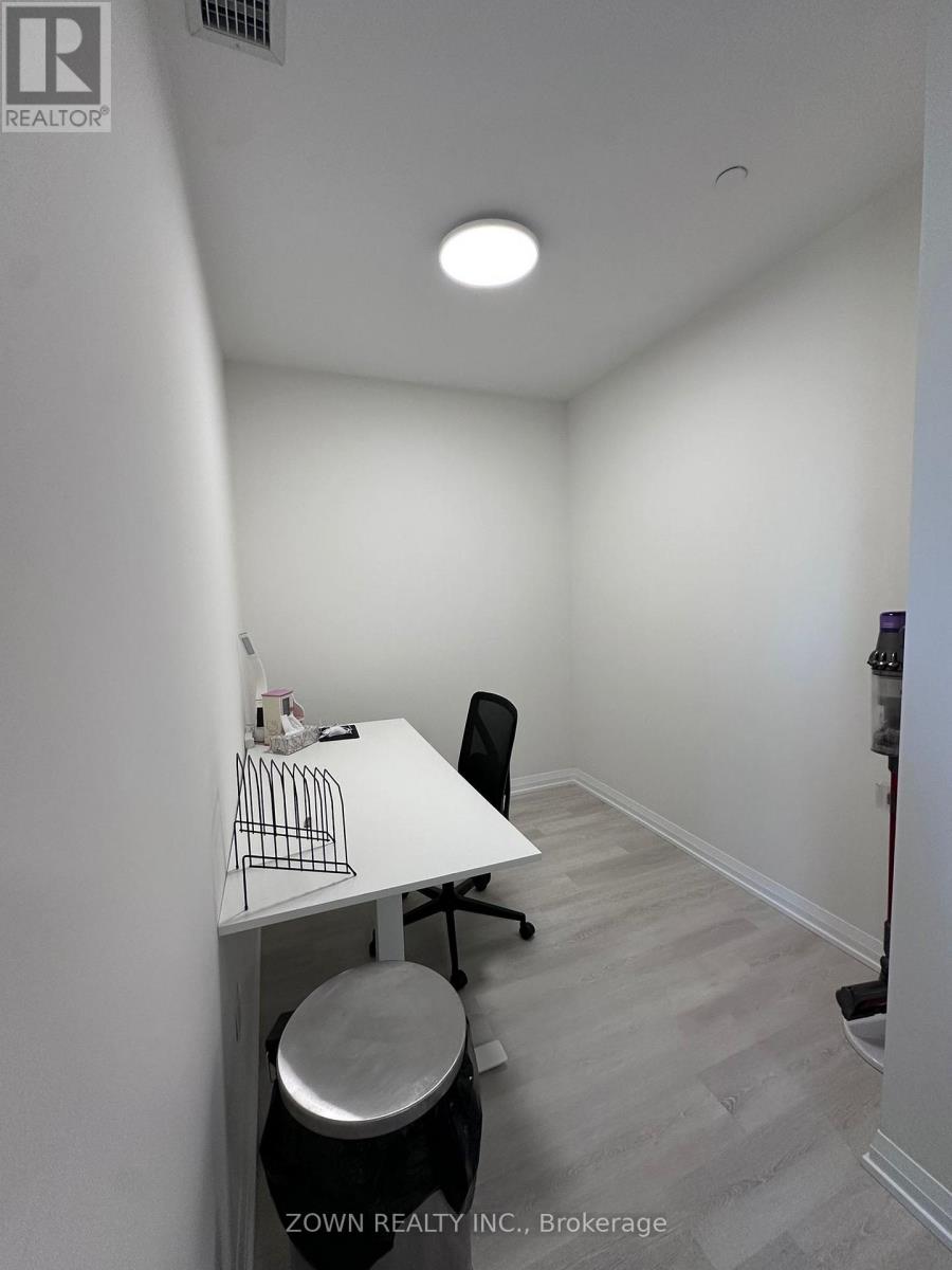 225 - 3270 Sheppard Avenue E, Toronto, Ontario  M1T 3K3 - Photo 10 - E13144120