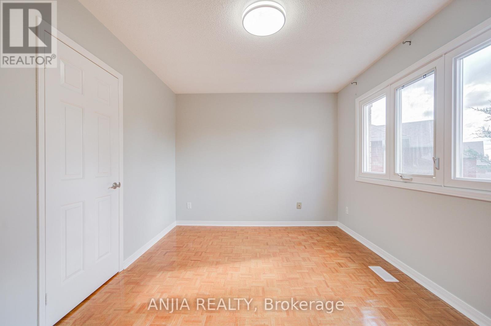 90 Olivewood Drive, Markham, Ontario  L3S 3E2 - Photo 36 - N13148928