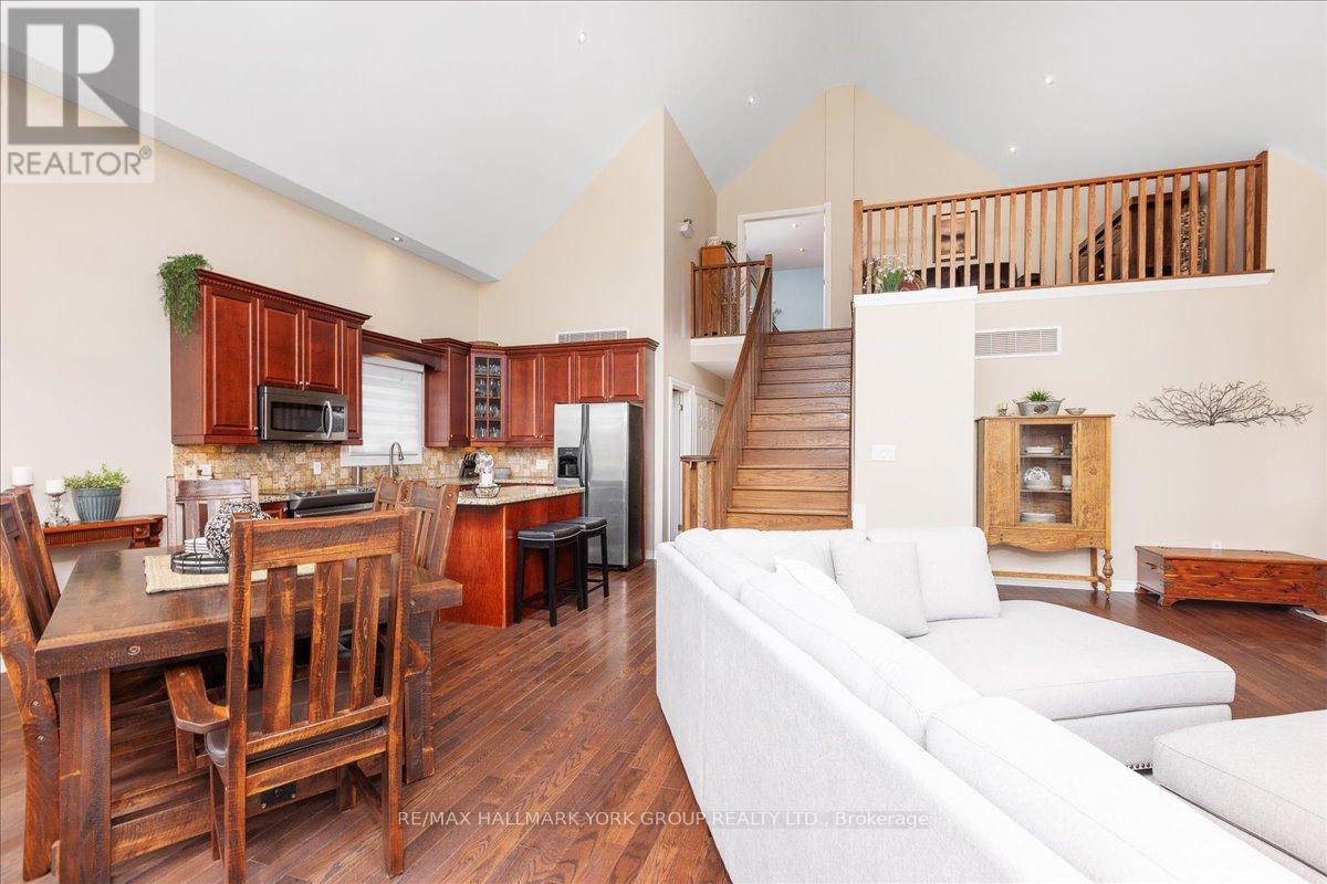 94 Riverview Beach Road, Georgina, Ontario  L0E 1N0 - Photo 15 - N13148994