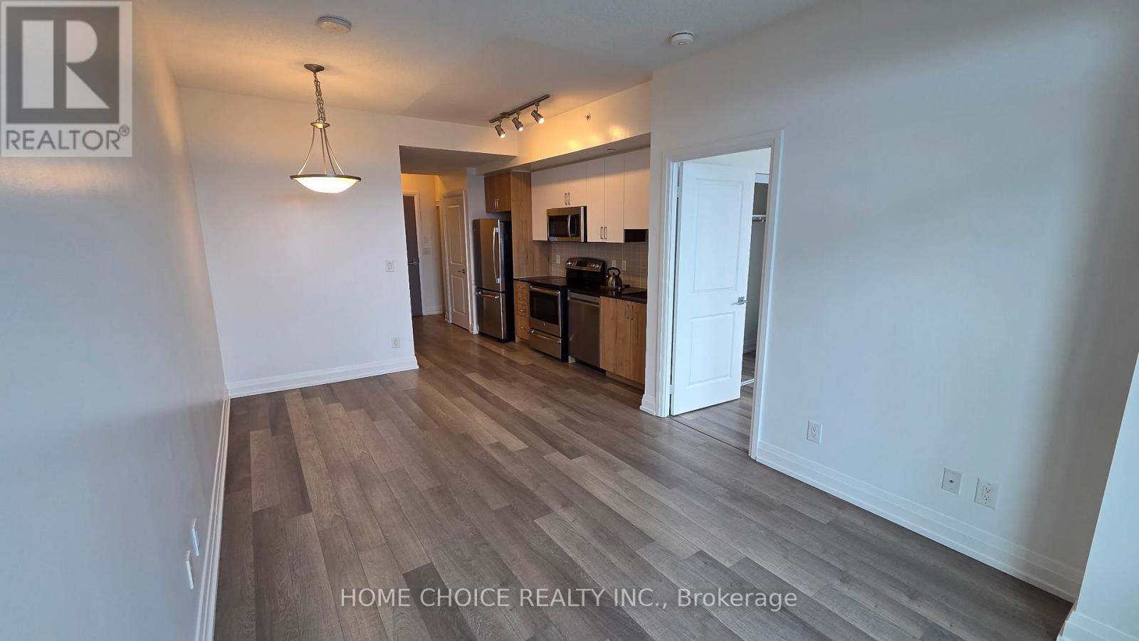 Ph103 - 7165 Yonge Street, Markham, Ontario  L3T 0C9 - Photo 12 - N13149002