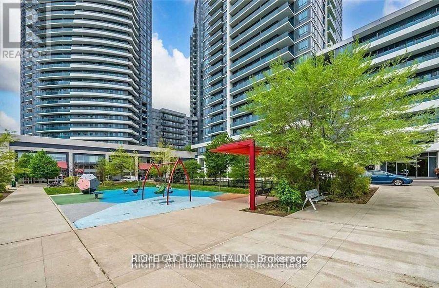 Ph103 - 7165 Yonge Street, Markham, Ontario  L3T 0C9 - Photo 2 - N13149002