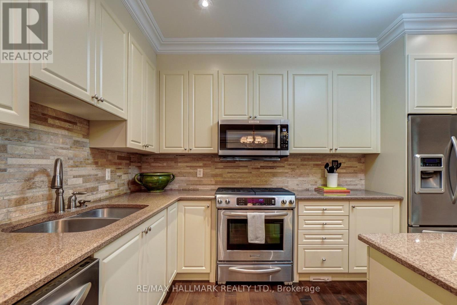 48 Fred Barnard Way, Uxbridge, Ontario L9P 0B9 - Photo 10 - N13149020