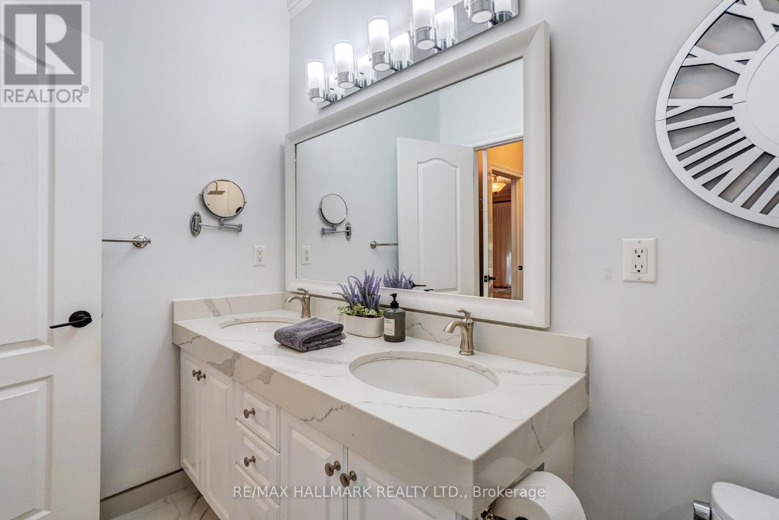 48 Fred Barnard Way, Uxbridge, Ontario L9P 0B9 - Photo 29 - N13149020