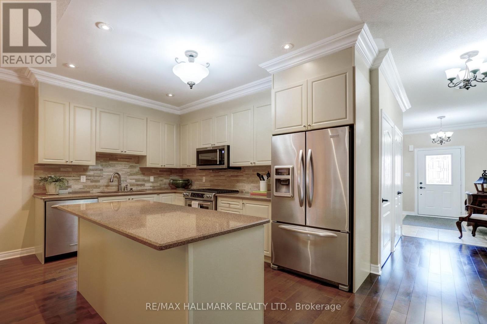 48 Fred Barnard Way, Uxbridge, Ontario L9P 0B9 - Photo 6 - N13149020
