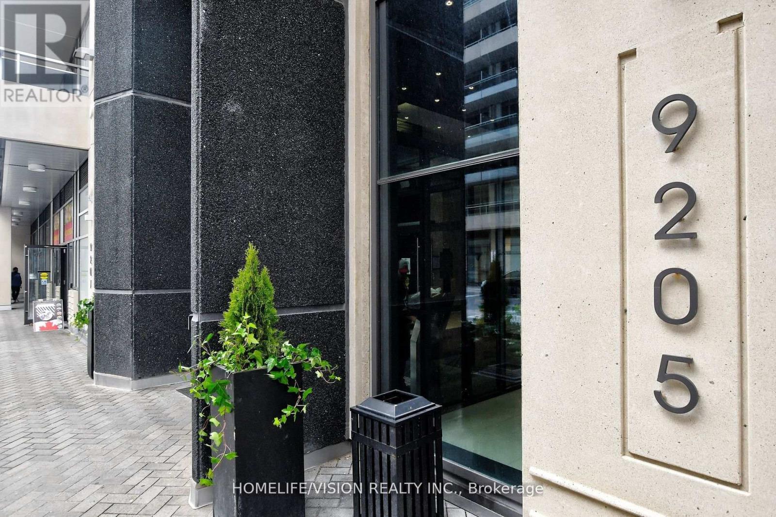 1111 - 9205 Yonge Street, Richmond Hill, Ontario  L4C 1V5 - Photo 2 - N13149040