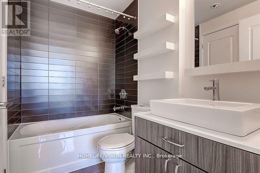 1111 - 9205 Yonge Street, Richmond Hill, Ontario  L4C 1V5 - Photo 8 - N13149040