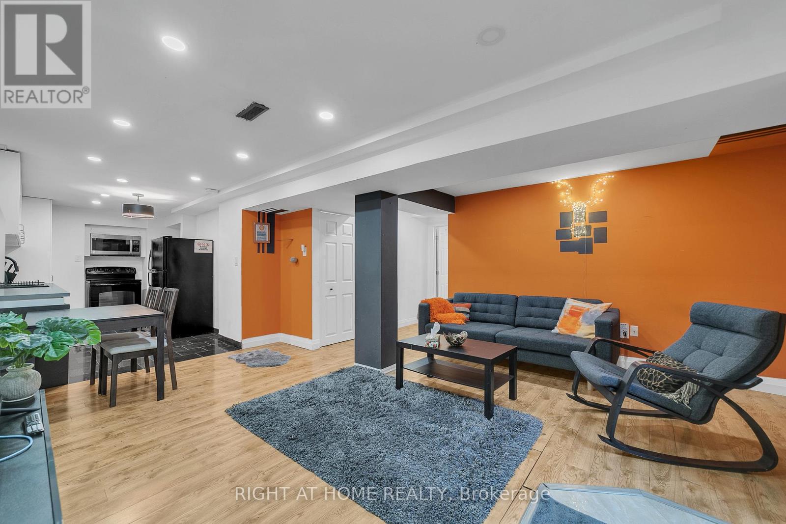 195 John Bowser Crescent, Newmarket, Ontario  L3Y 7N6 - Photo 8 - N13149114