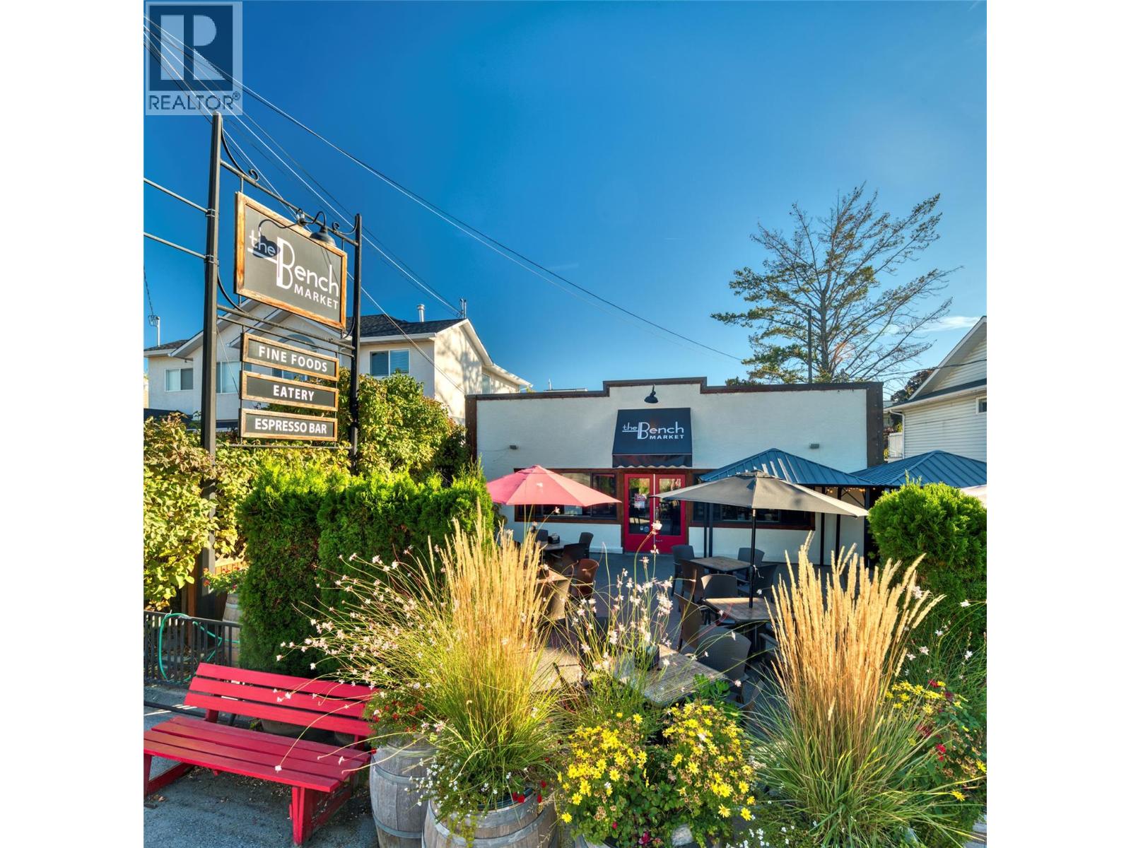 368 Vancouver Avenue, Penticton, British Columbia  V2A 1A5 - Photo 2 - 10387819