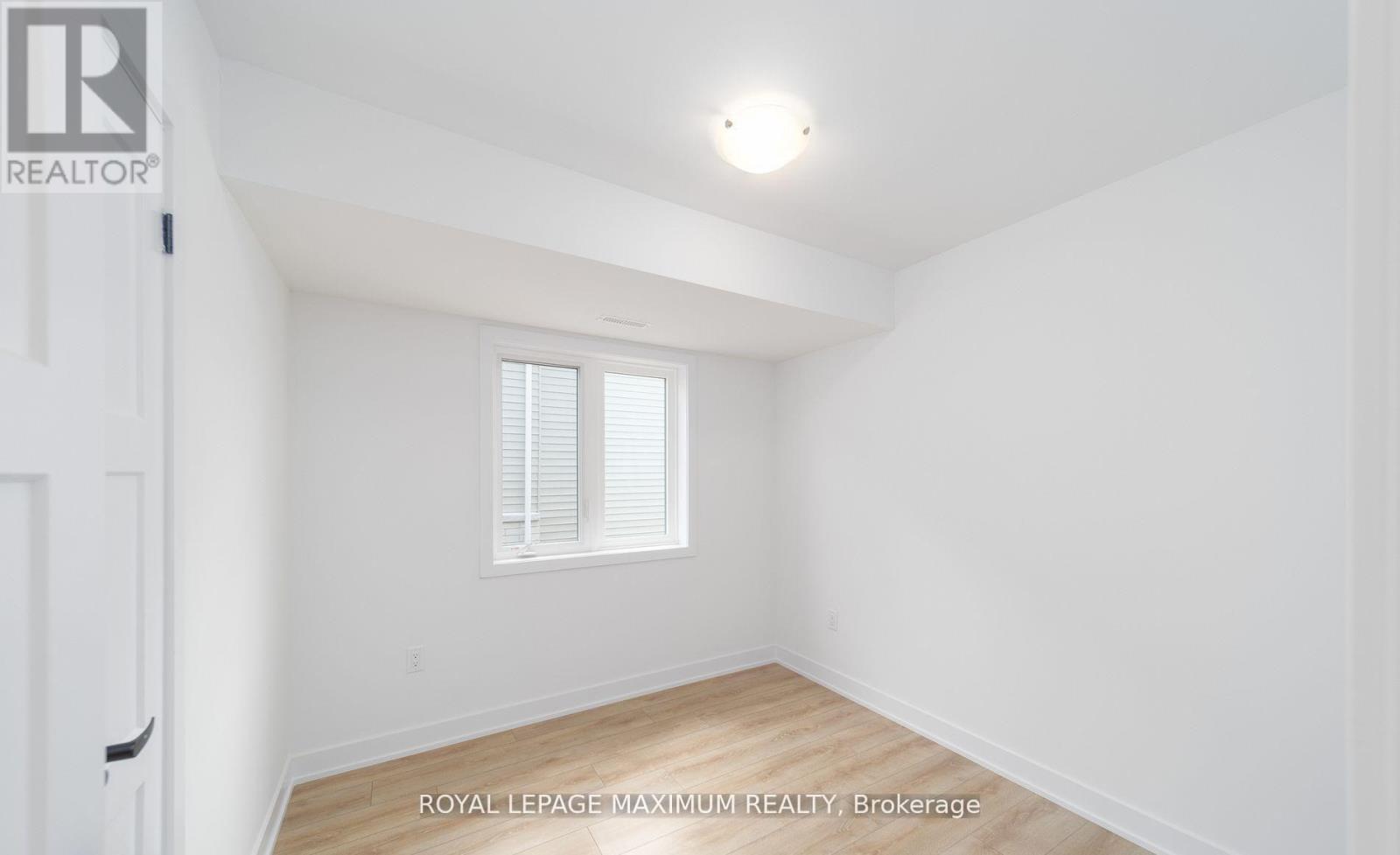 4 - 32 Wagon Lane, Barrie (Innis-Shore), Ontario  L9J 0C2 - Photo 15 - S13148956