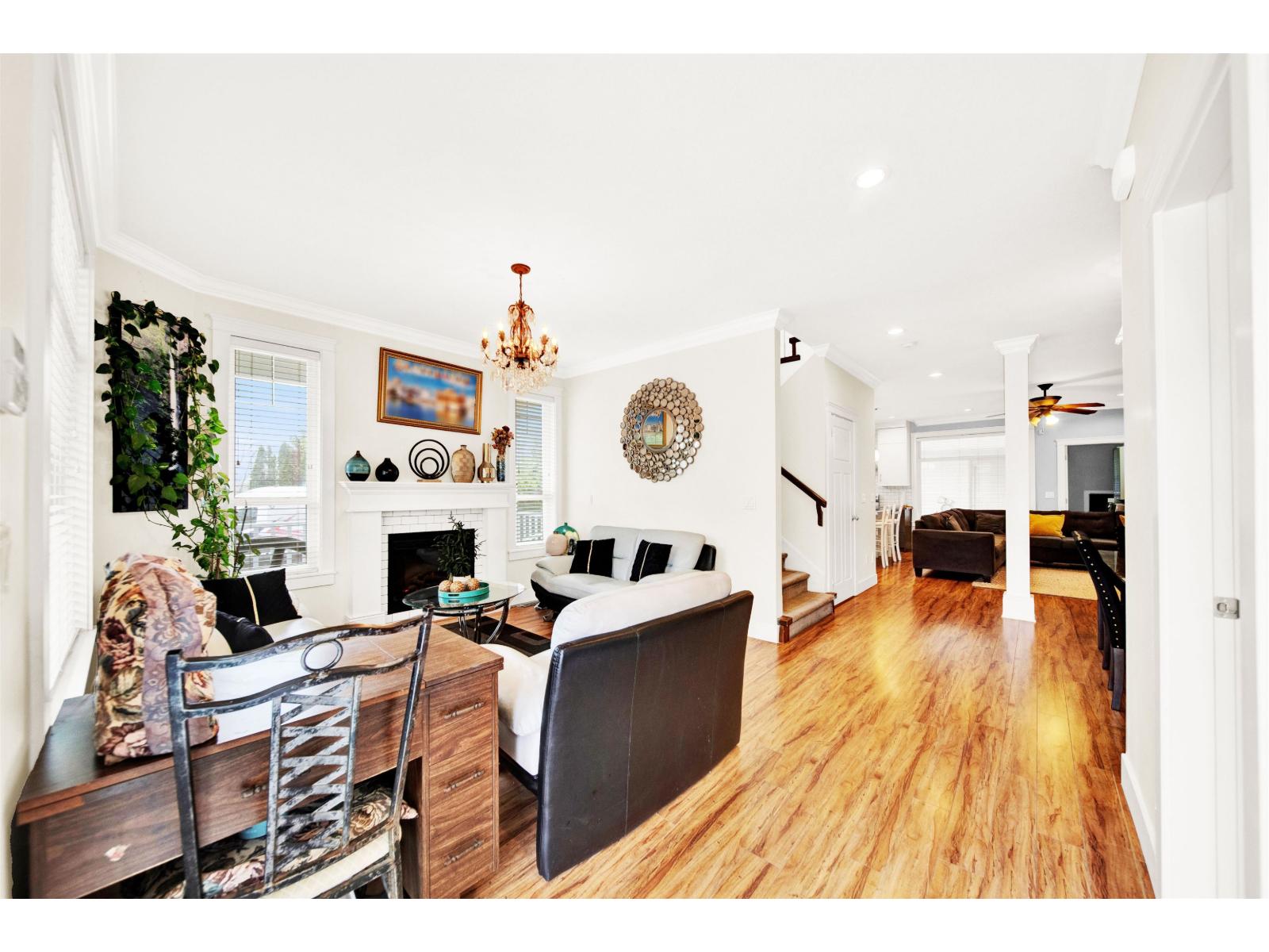 7051 144b Street, Surrey, British Columbia  V3S 8H4 - Photo 3 - R3124654