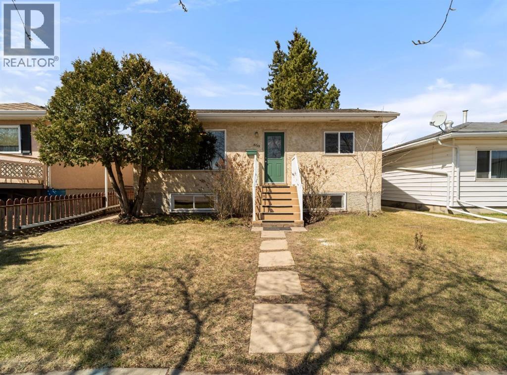 5228 47 Street, Camrose, Alberta  T4V 1K4 - Photo 1 - A2309798