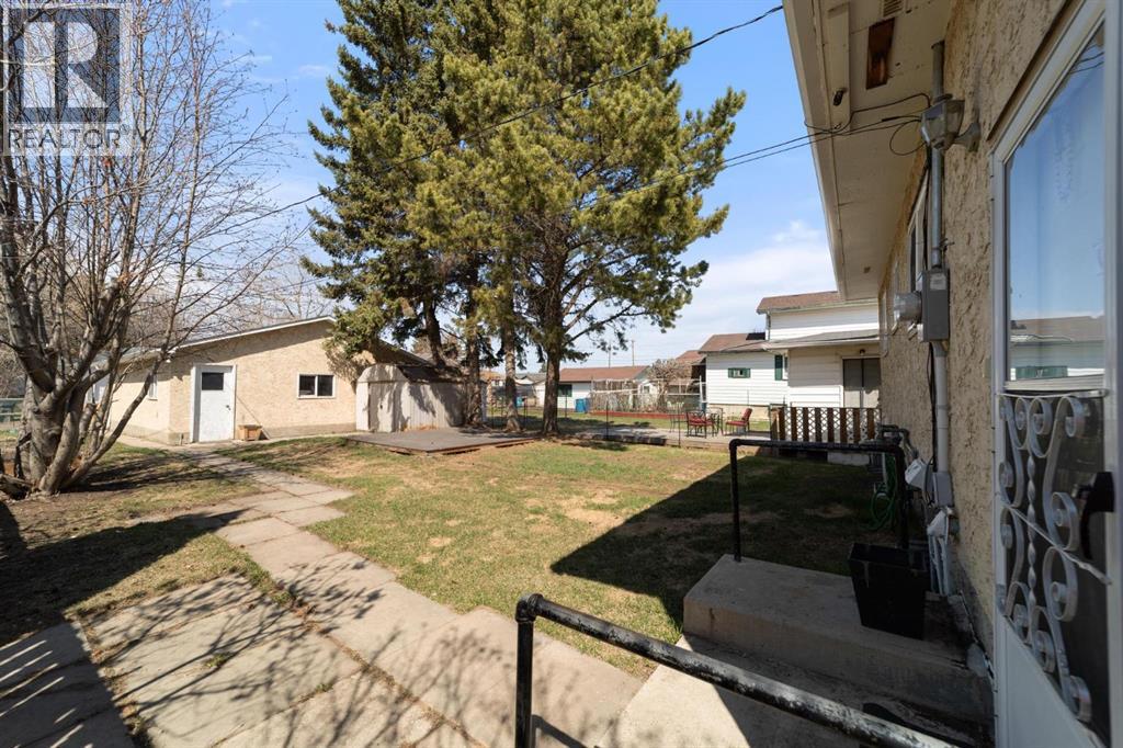 5228 47 Street, Camrose, Alberta  T4V 1K4 - Photo 21 - A2309798