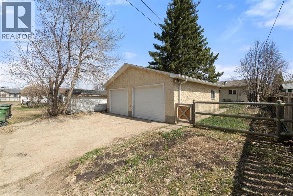 5228 47 Street, Camrose, Alberta  T4V 1K4 - Photo 24 - A2309798