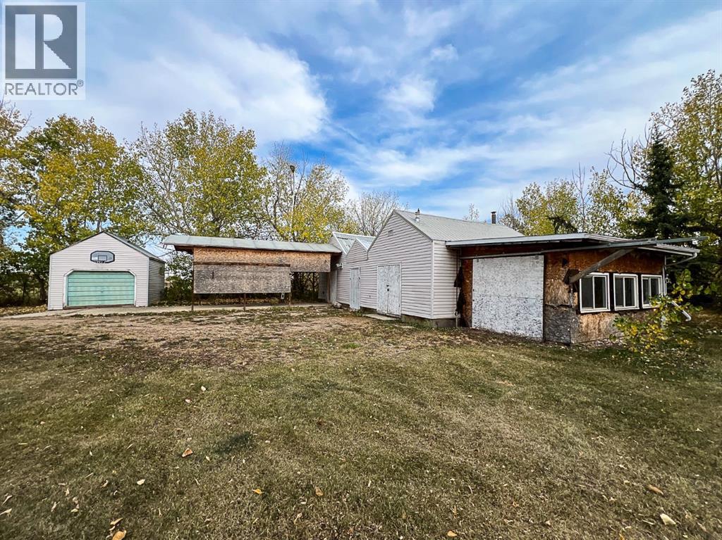 131 2nd Street NW, Falher, Alberta  T0H 1M0 - Photo 28 - A2261033
