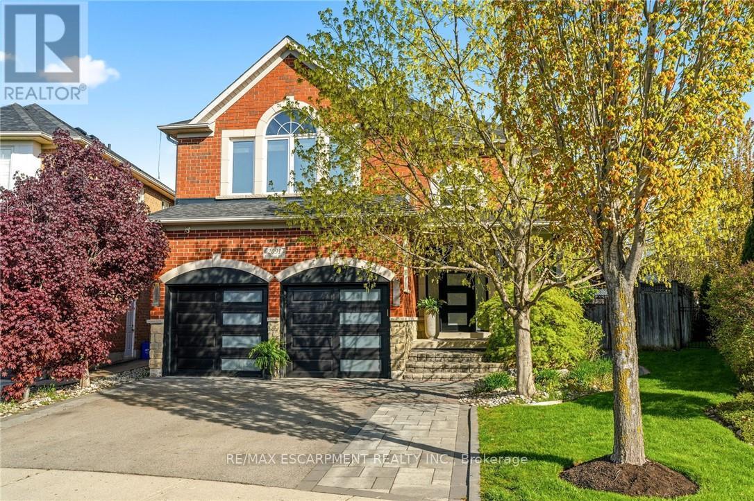2091 WILLHAVEN TRAIL, Oakville, Ontario