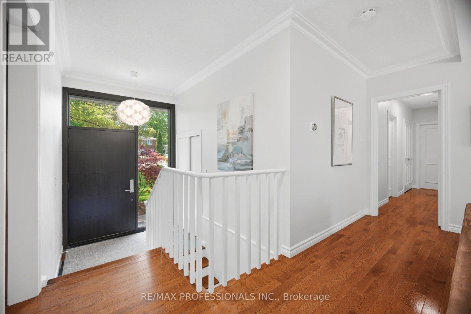 10 Cosway Court, Toronto, Ontario  M9C 2G3 - Photo 5 - W13148848