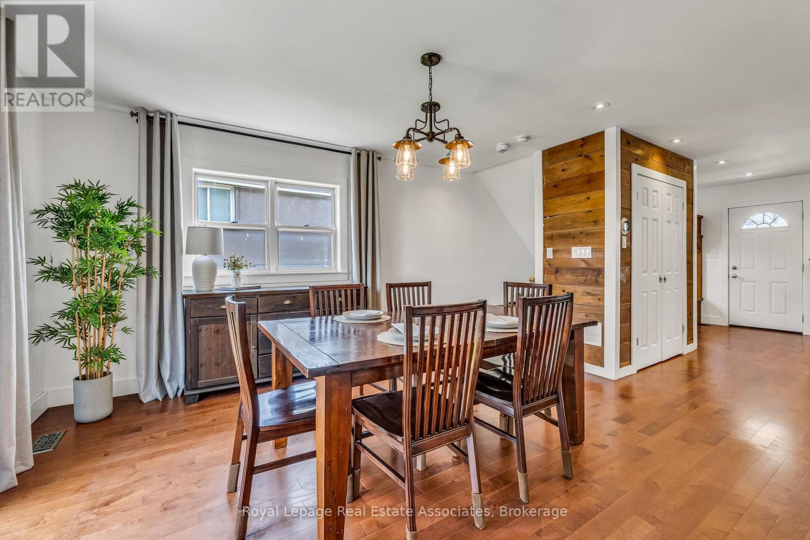 1043 Shaw Drive, Mississauga, Ontario  L5G 3Z3 - Photo 15 - W13148878