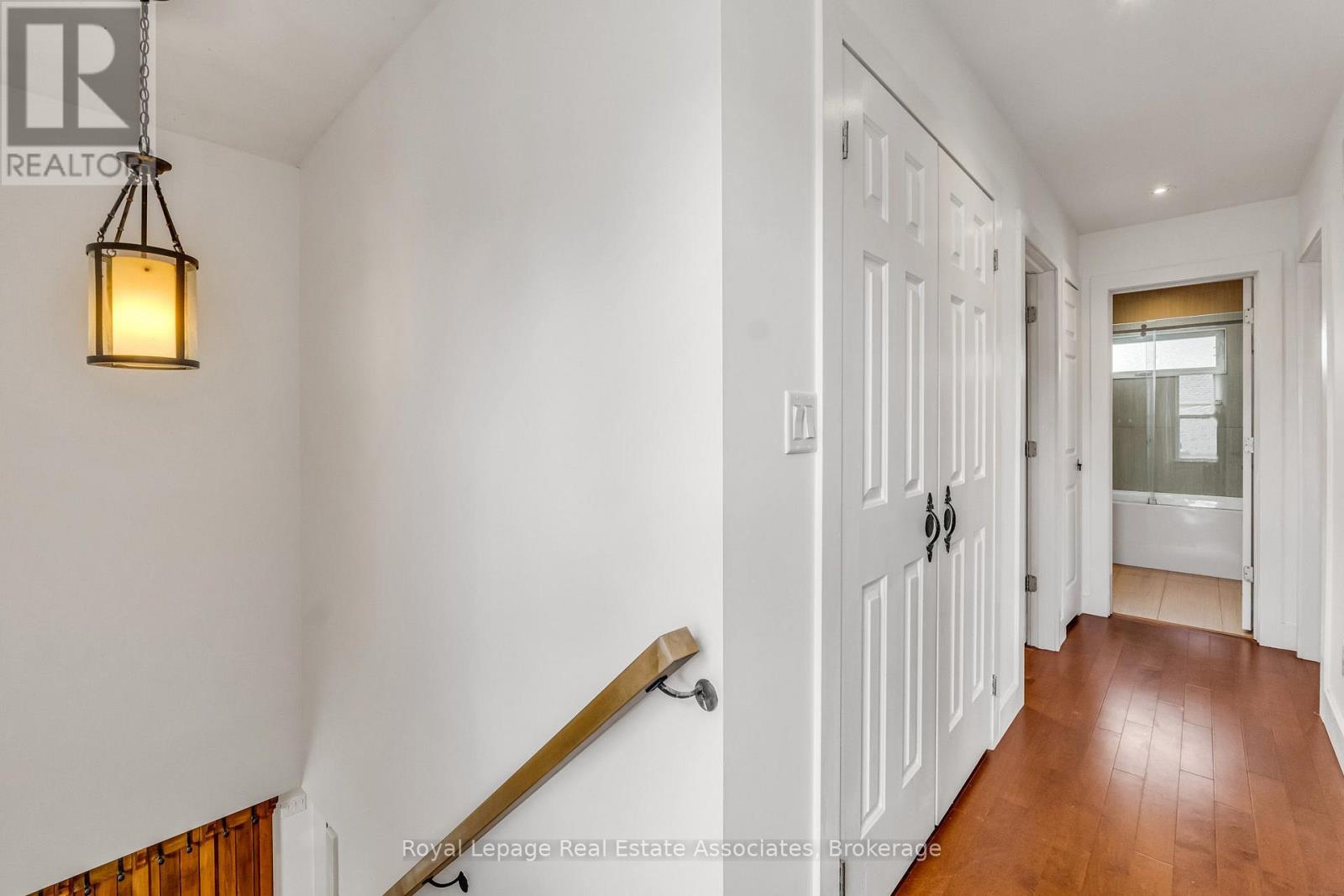 1043 Shaw Drive, Mississauga, Ontario  L5G 3Z3 - Photo 17 - W13148878