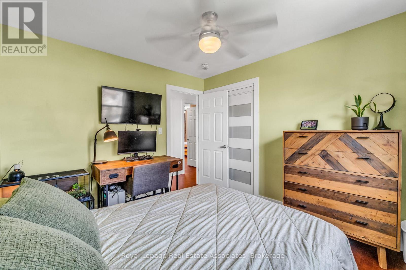 1043 Shaw Drive, Mississauga, Ontario  L5G 3Z3 - Photo 22 - W13148878