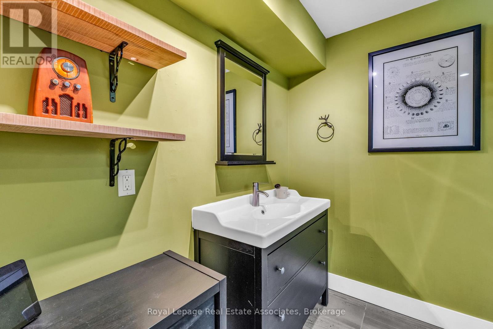 1043 Shaw Drive, Mississauga, Ontario  L5G 3Z3 - Photo 33 - W13148878