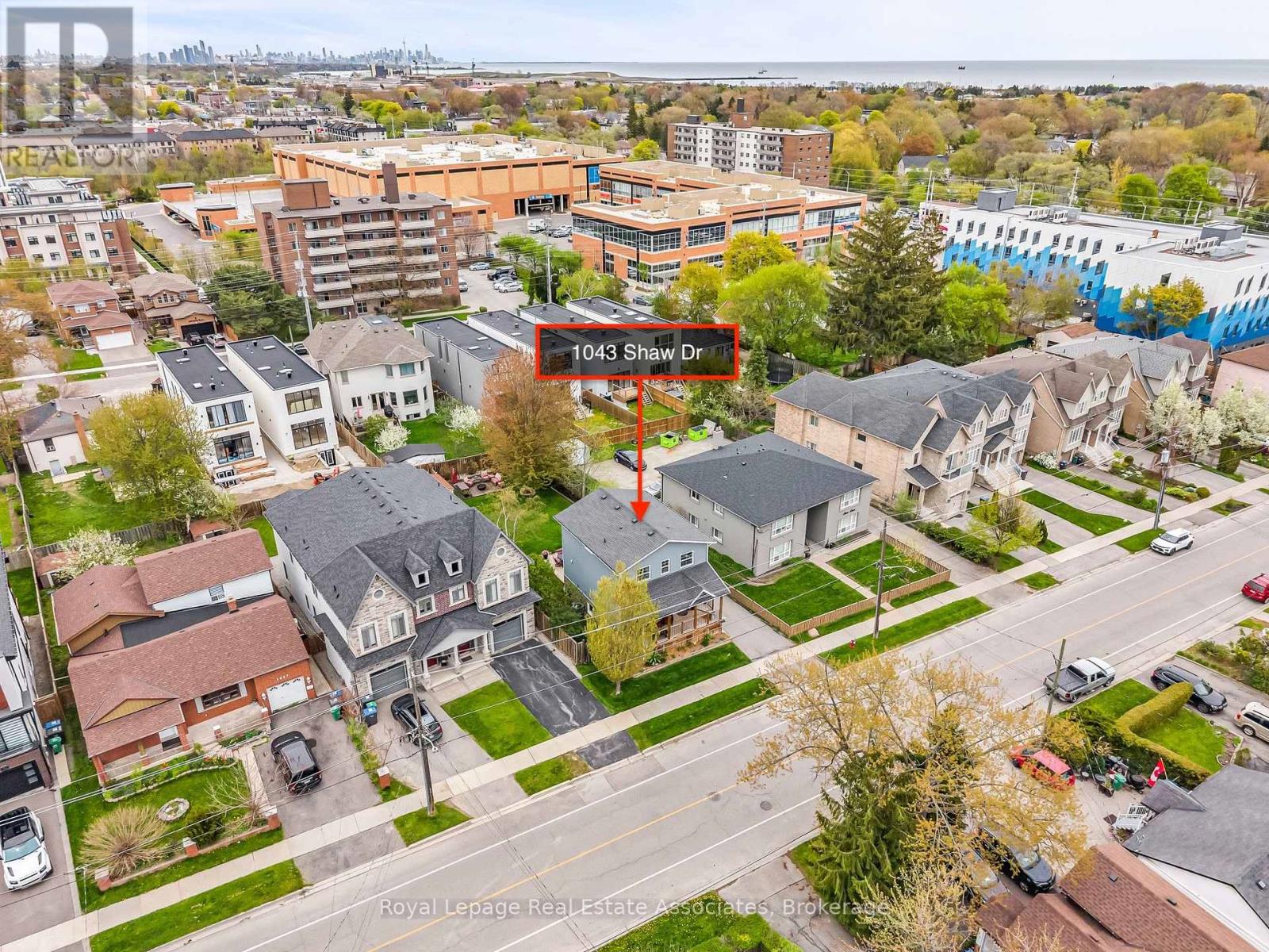 1043 Shaw Drive, Mississauga, Ontario  L5G 3Z3 - Photo 44 - W13148878