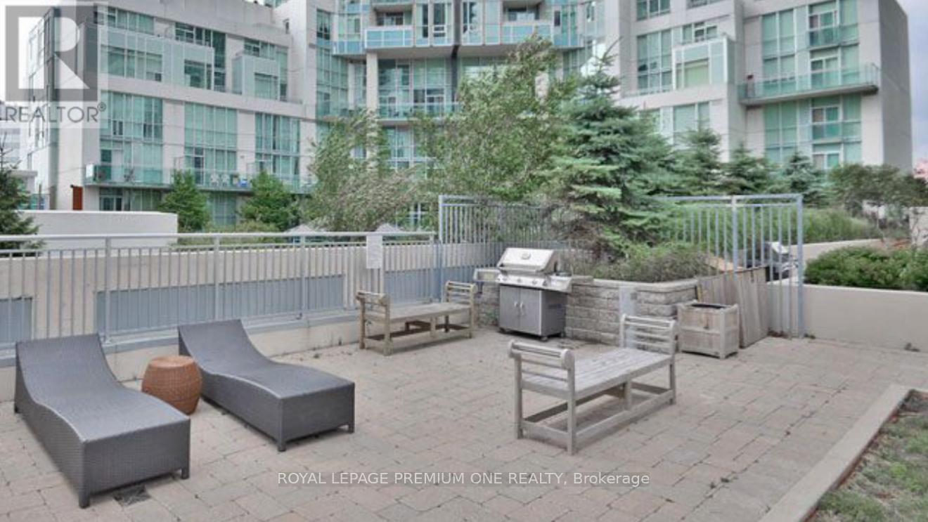 2304 - 225 Webb Drive, Mississauga, Ontario  L5B 4P2 - Photo 12 - W13148902