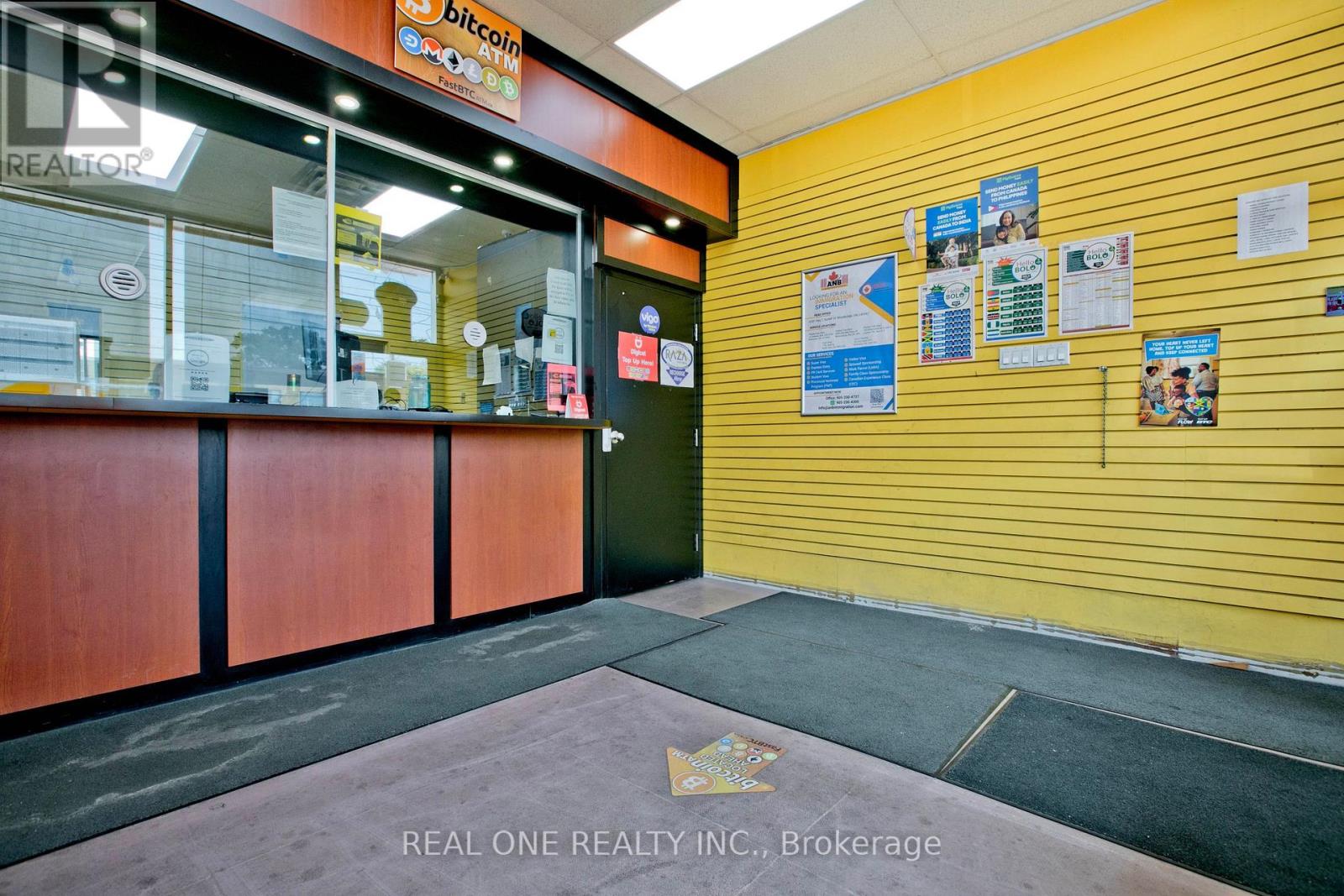 1702 Jane Street, Toronto, Ontario  M9N 2S4 - Photo 4 - W13148906